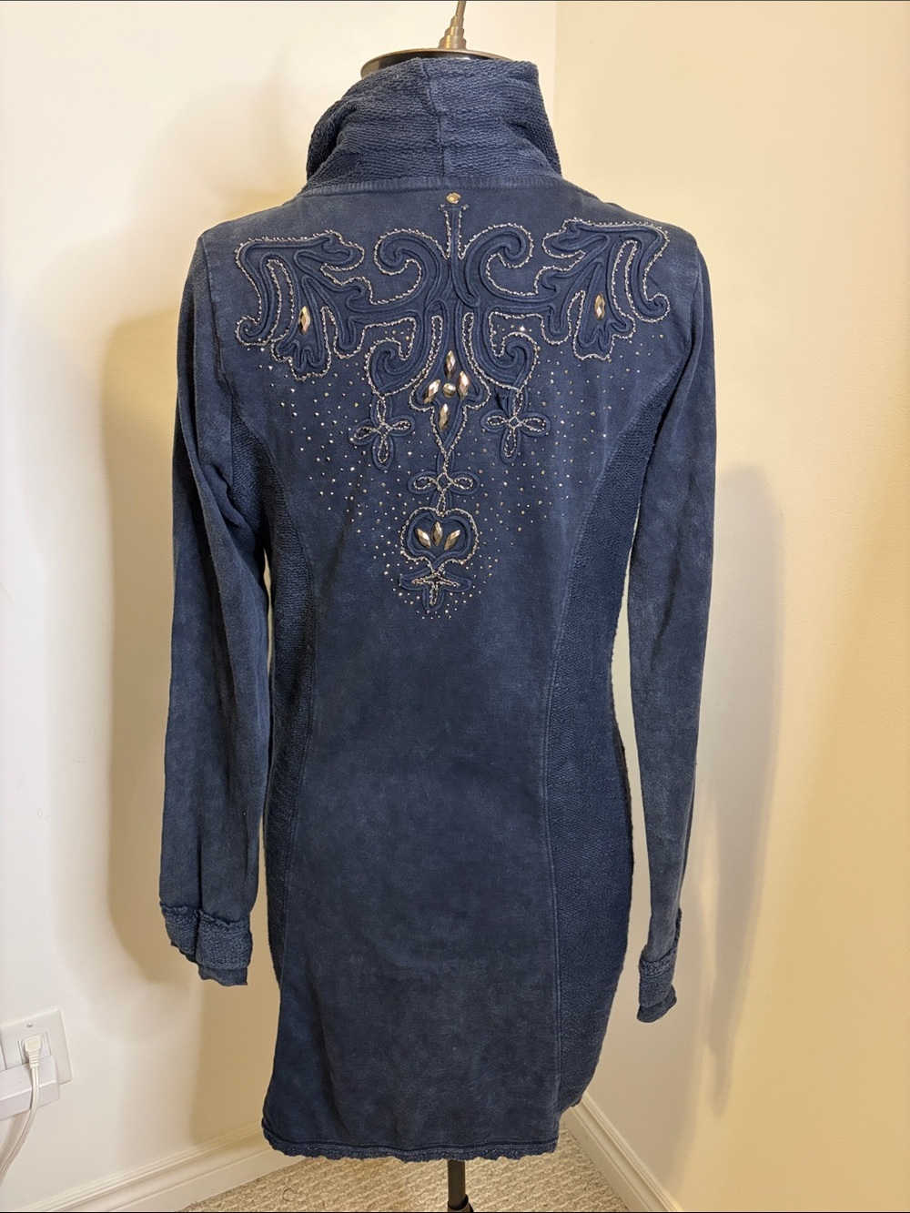 NWT TREDY Blue Acid Wash Cotton Cardigan Jacket Rhinestone Accents SIZE 36 S/M